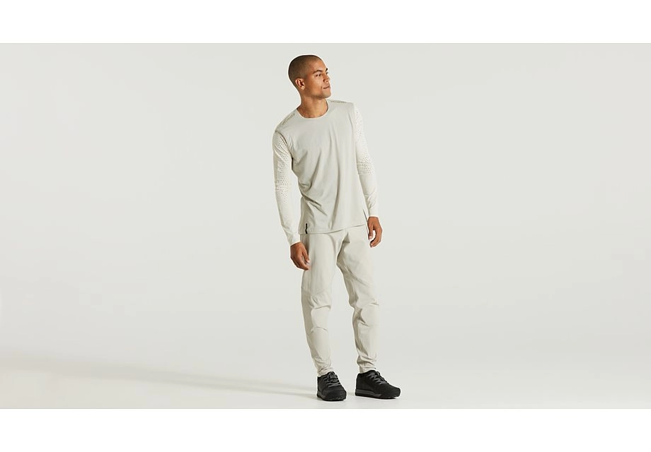 2022 SPECIALIZED GRAVITY PANT PANT - 24, STONE