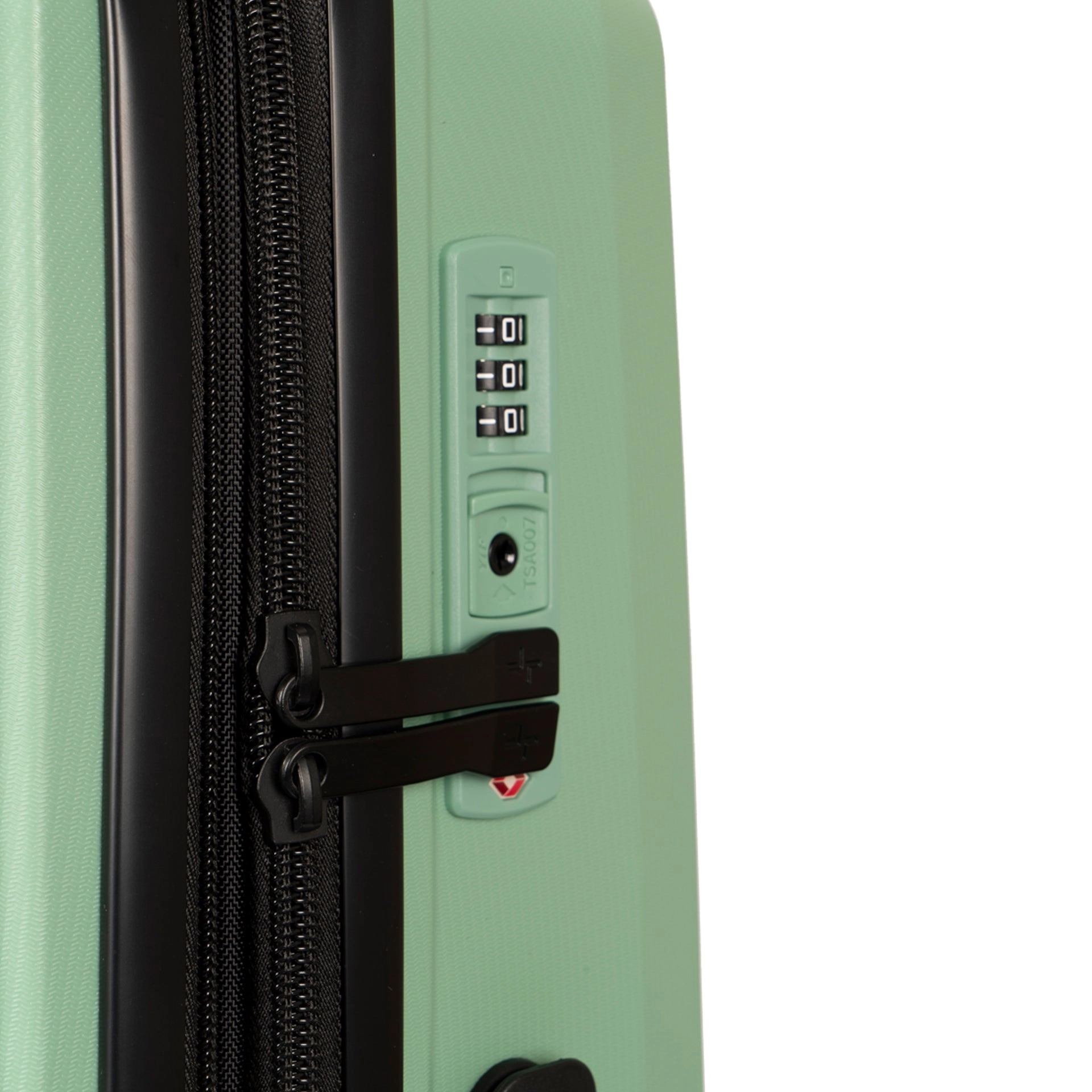 Dynamo Hardside 27" Luggage