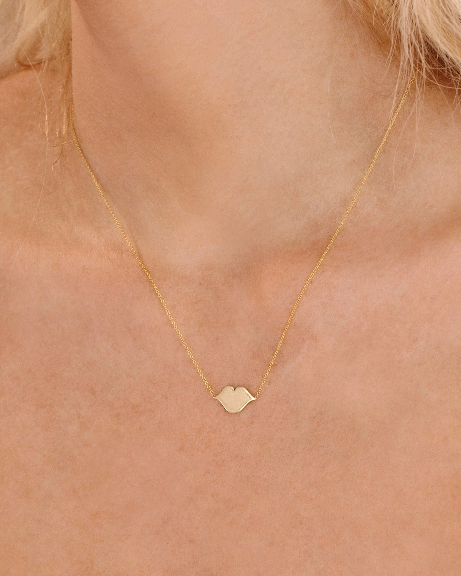 Lips Necklace