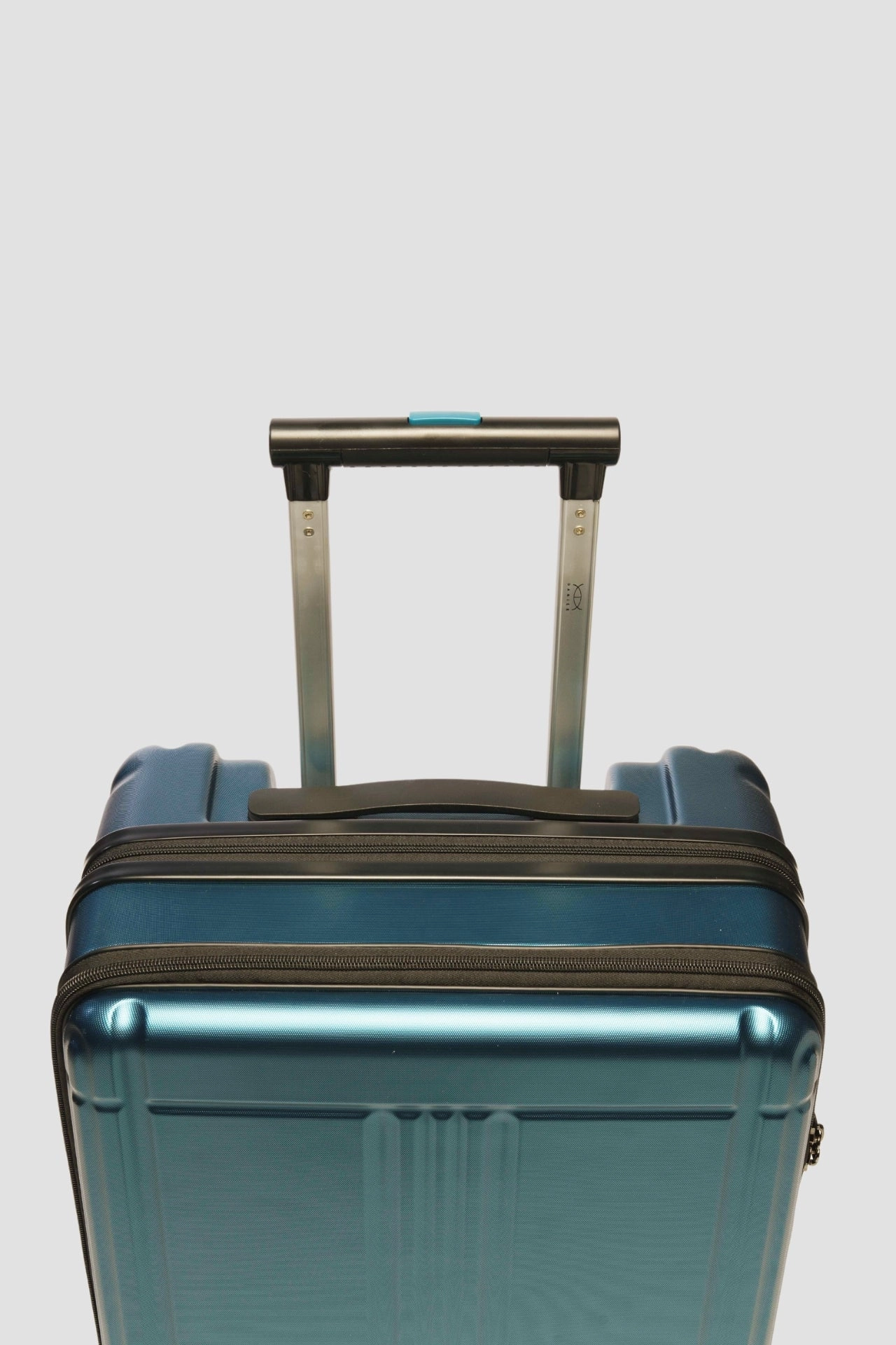 UPTOWN CARRY-ON LUGGAGE